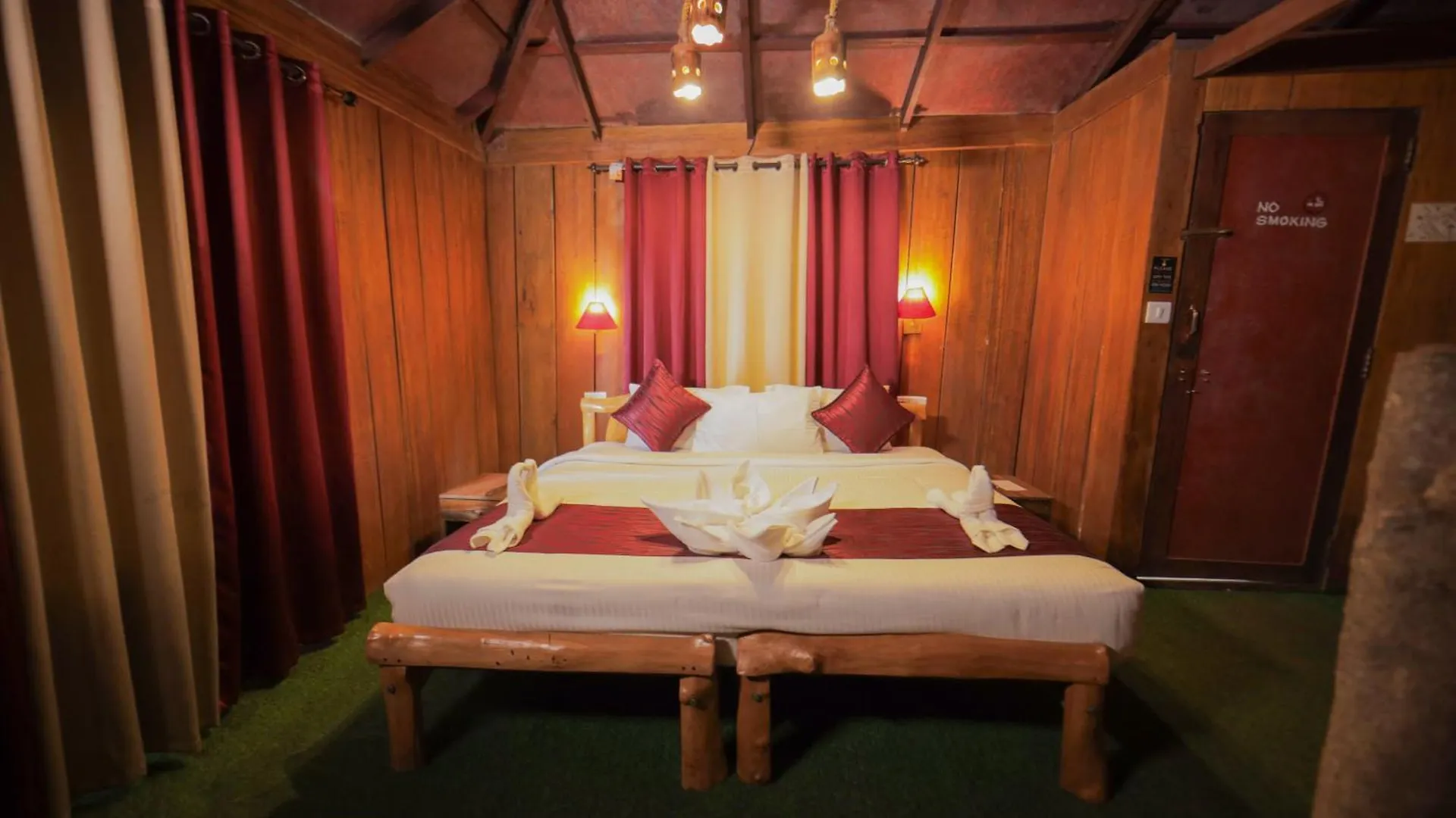 Nature Zone Jungle Resort Munnar