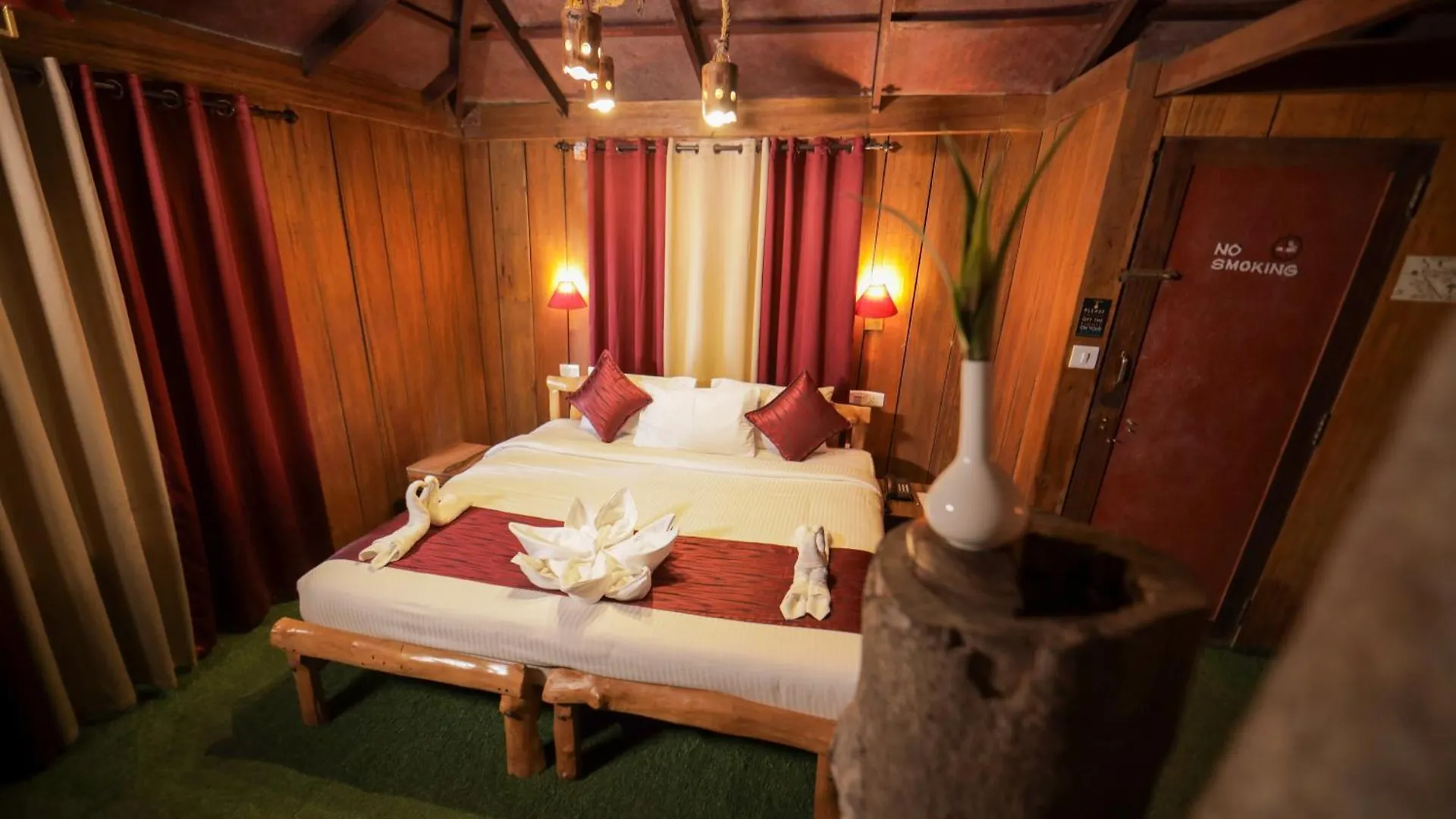 Nature Zone Jungle Resort Munnar